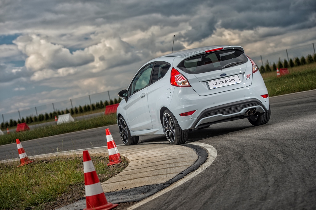 Ford Fiesta ST200 2016