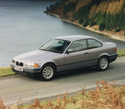 BMW seria 3 E36 wymiana filtru paliwa i powietrza Zrób