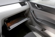 Głęboki i podświetlany schowek Skody Rapid Spaceback. Głęboki i podświetlany schowek Skody Rapid Spaceback.