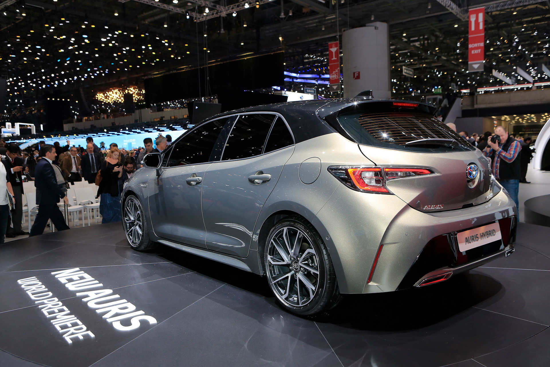Nowa Toyota Auris zadebiutowała w Genewie Infor.pl